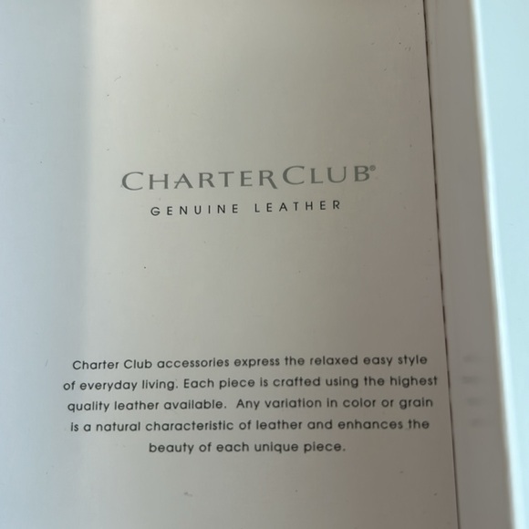 Charter Club Genuine Red Leather Card Case w/ID Window - Picture 8 of 11